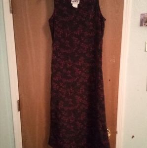 A black dress with red roses